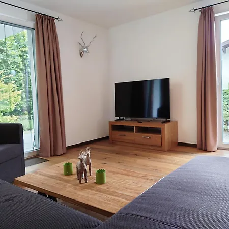 Foehren Nest Zell Am ツェル アム ゼー