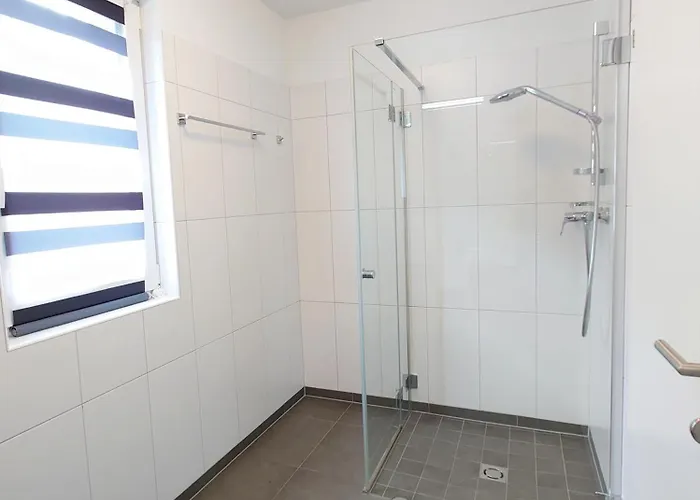 Apartment Föhren Nest Zell Am *